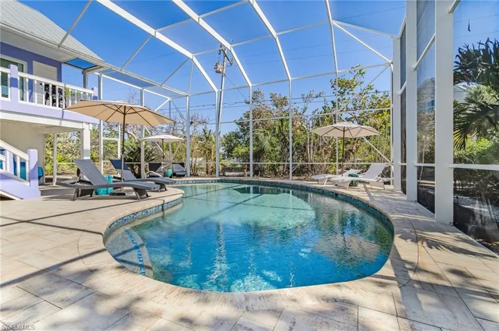 Screened Pool