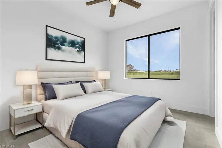 Bedroom with ceiling fan