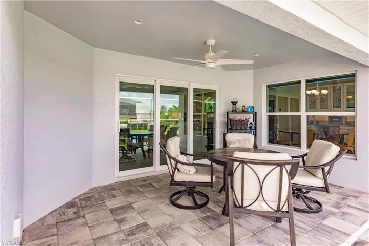 927 Sw 37th St, Cape Coral Fl 33914