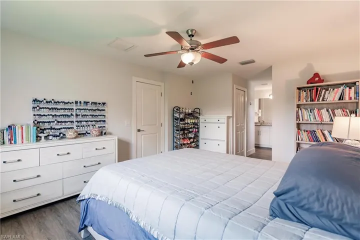 927 Sw 37th St, Cape Coral Fl 33914