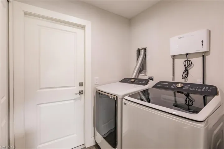 927 Sw 37th St, Cape Coral Fl 33914