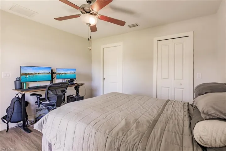 927 Sw 37th St, Cape Coral Fl 33914