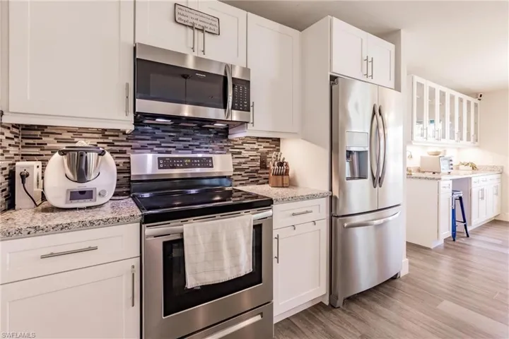927 Sw 37th St, Cape Coral Fl 33914