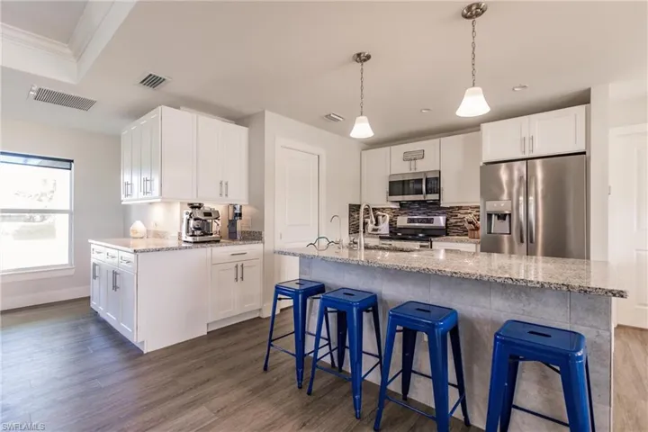 927 Sw 37th St, Cape Coral Fl 33914