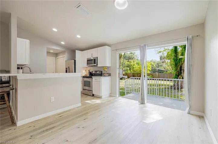 211 Palmacea Rd, Fort Myers, Florida 33905