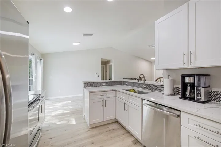 211 Palmacea Rd, Fort Myers, Florida 33905