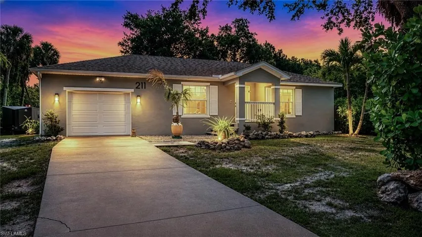 211 Palmacea Rd, Fort Myers, Florida 33905