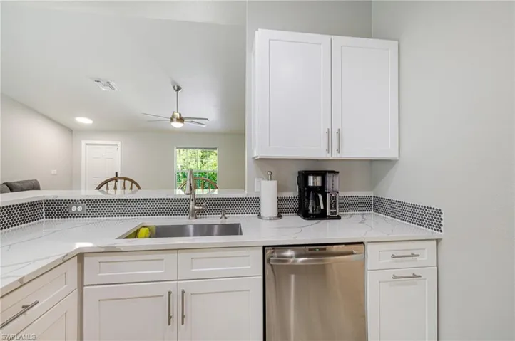 211 Palmacea Rd, Fort Myers, Florida 33905