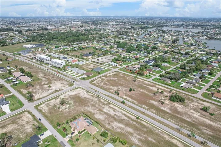 1016 Skyline Blvd, Cape Coral Fl 33991