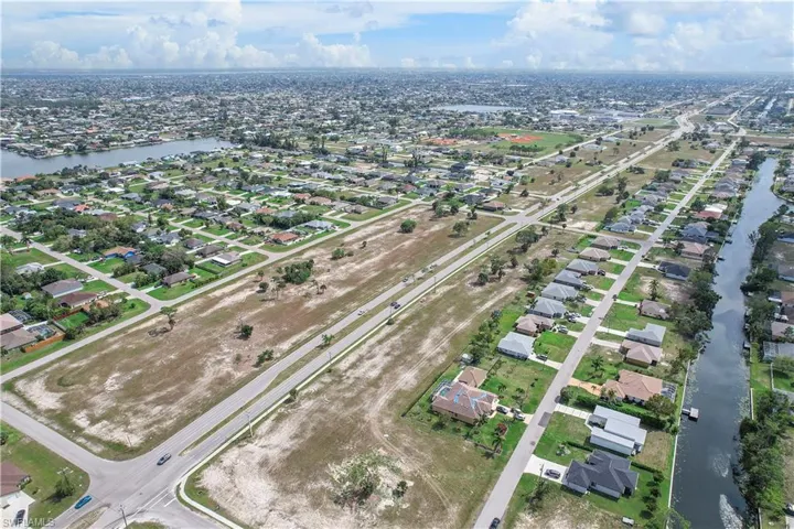 1016 Skyline Blvd, Cape Coral Fl 33991
