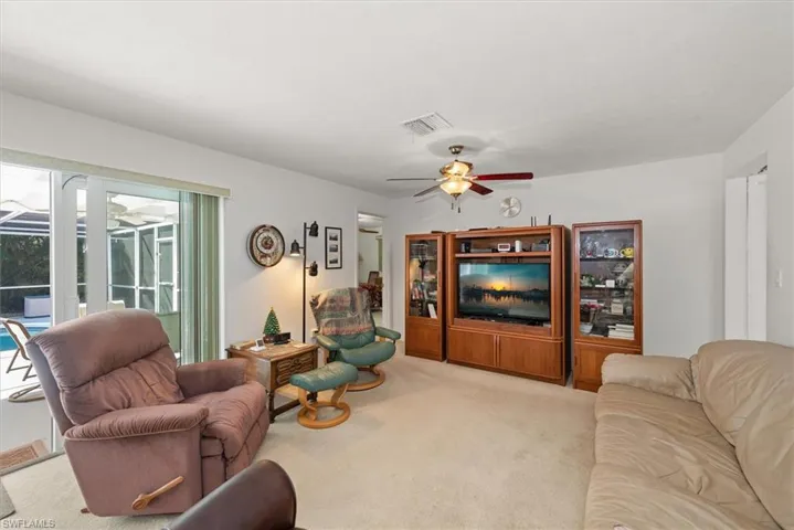 1344  Mayfair  TER, Fort Myers, FL 33919