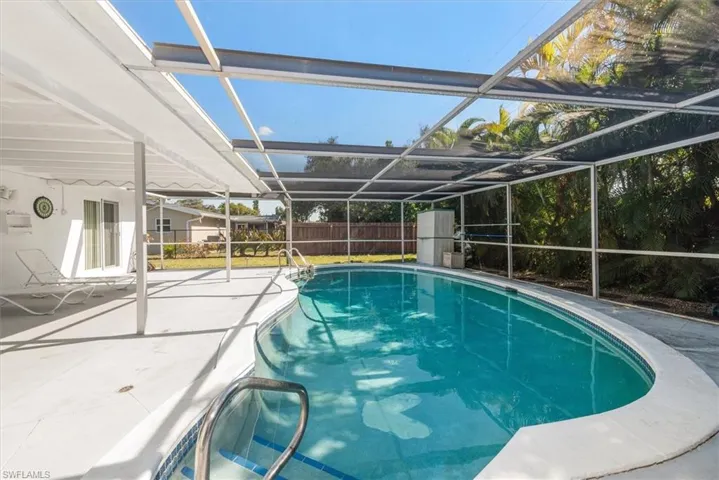 1344  Mayfair  TER, Fort Myers, FL 33919