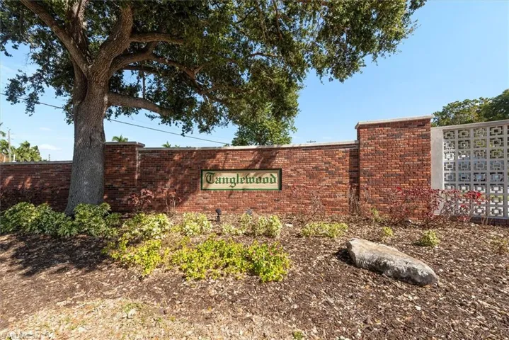 1344  Mayfair  TER, Fort Myers, FL 33919
