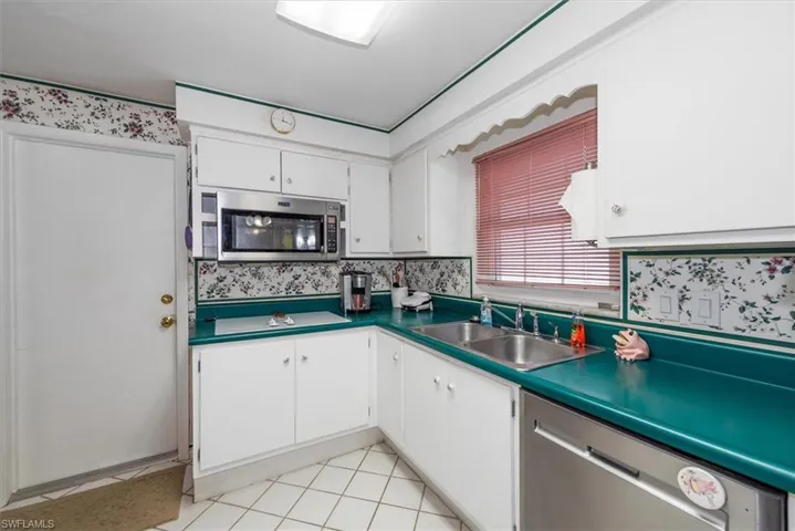 1344  Mayfair  TER, Fort Myers, FL 33919
