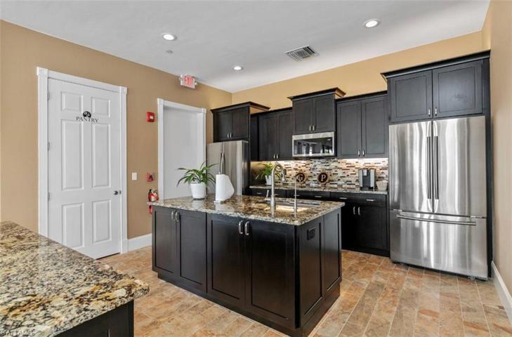 13607 Golden Palms CIR, FORT MYERS FL 33913
