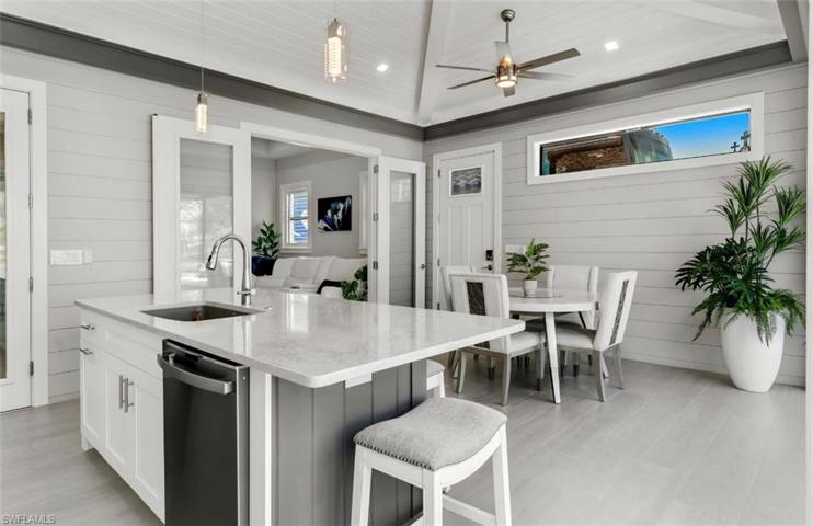 13607 Golden Palms CIR, FORT MYERS FL 33913