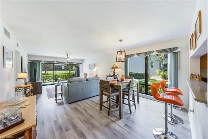 1208  Commonwealth  CIR, Naples, FL 34116
