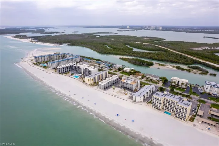 Situated on the quiet Little Hickory Island with miles of beach walking!