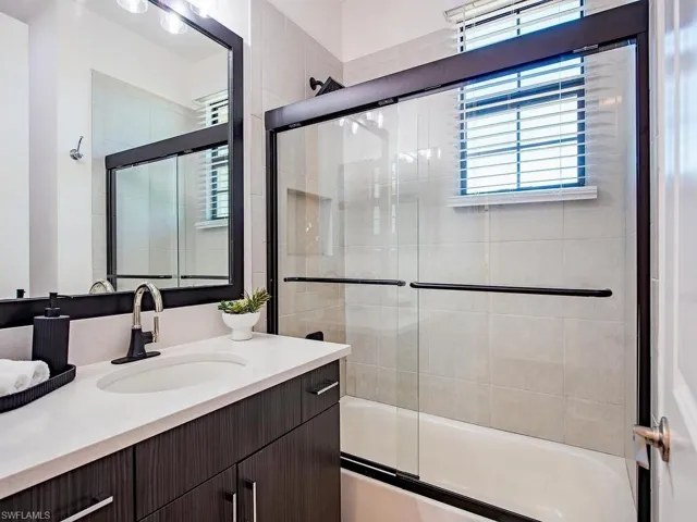 4446 Crimson Ave, Naples, Florida 34119