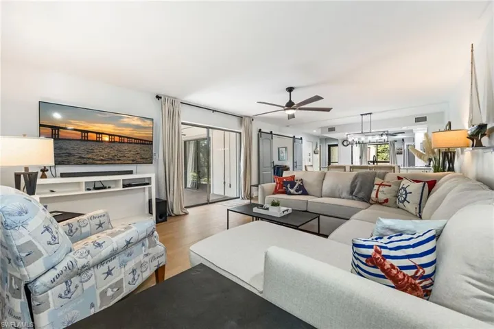 104 Pinebrook Dr, Fort Myers, Florida 33907