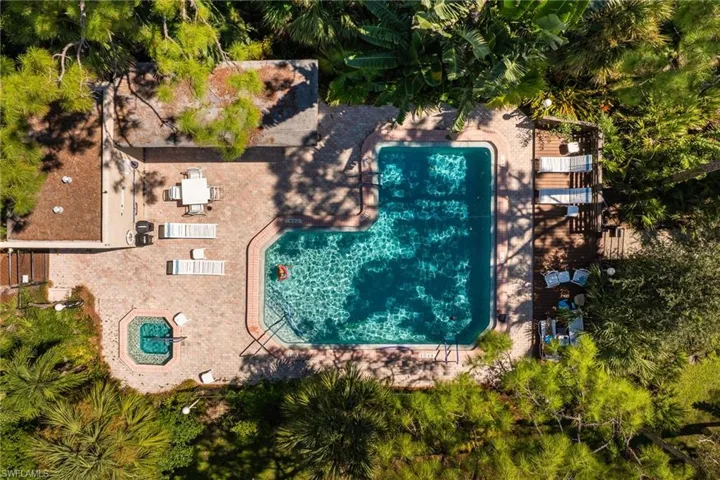 104 Pinebrook Dr, Fort Myers, Florida 33907