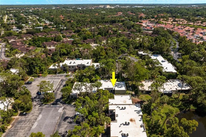 104 Pinebrook Dr, Fort Myers, Florida 33907