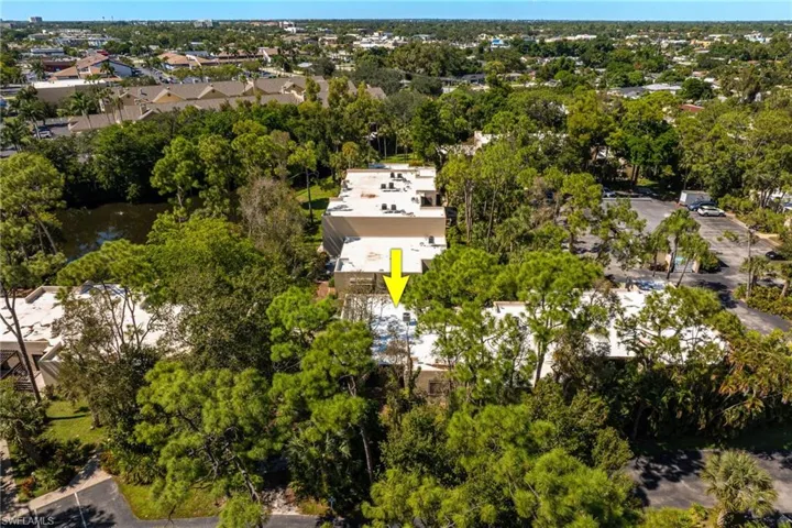 104 Pinebrook Dr, Fort Myers, Florida 33907