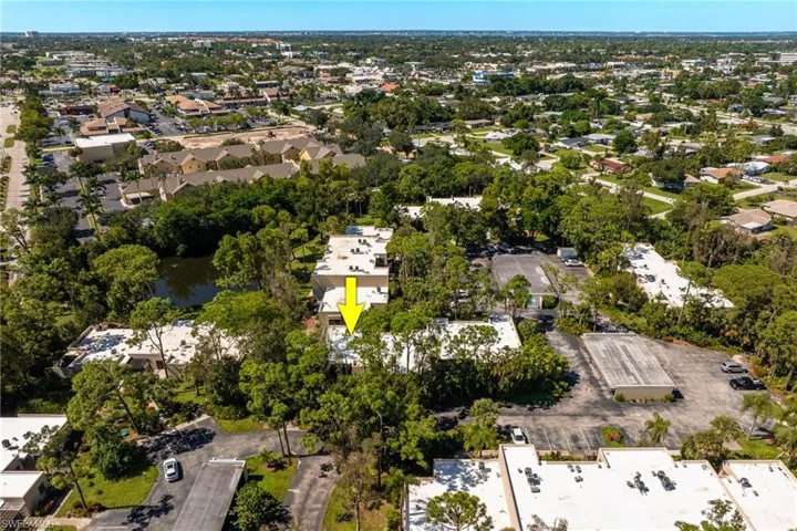 104 Pinebrook Dr, Fort Myers, Florida 33907