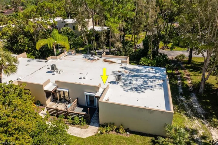 104 Pinebrook Dr, Fort Myers, Florida 33907