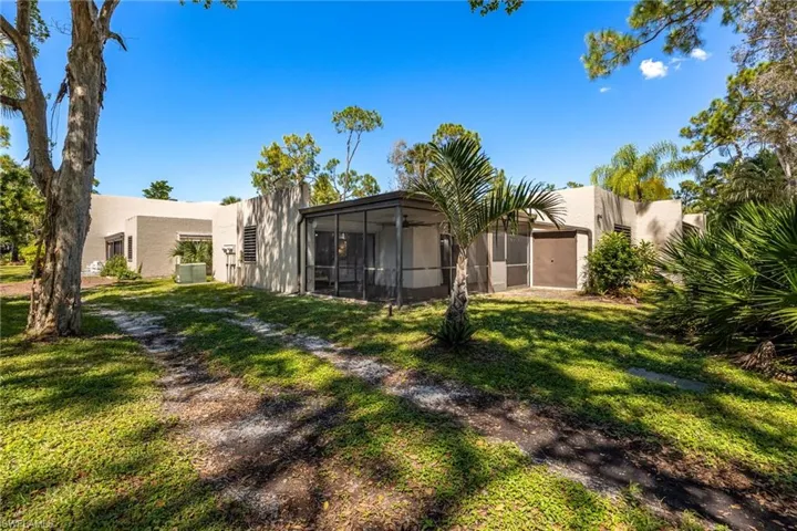 104 Pinebrook Dr, Fort Myers, Florida 33907