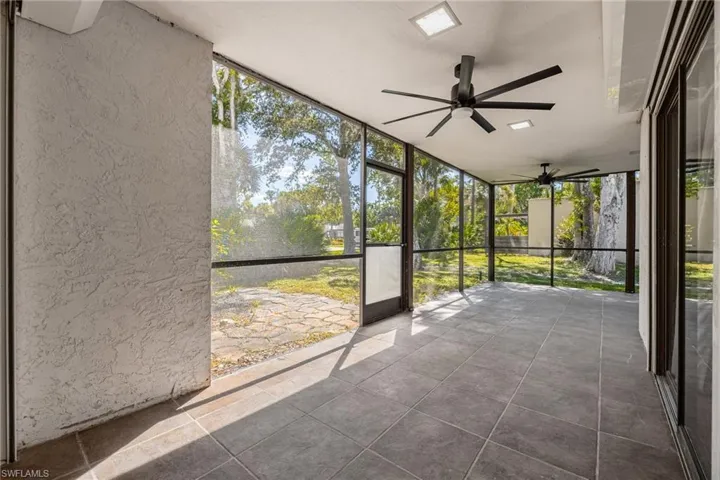 104 Pinebrook Dr, Fort Myers, Florida 33907