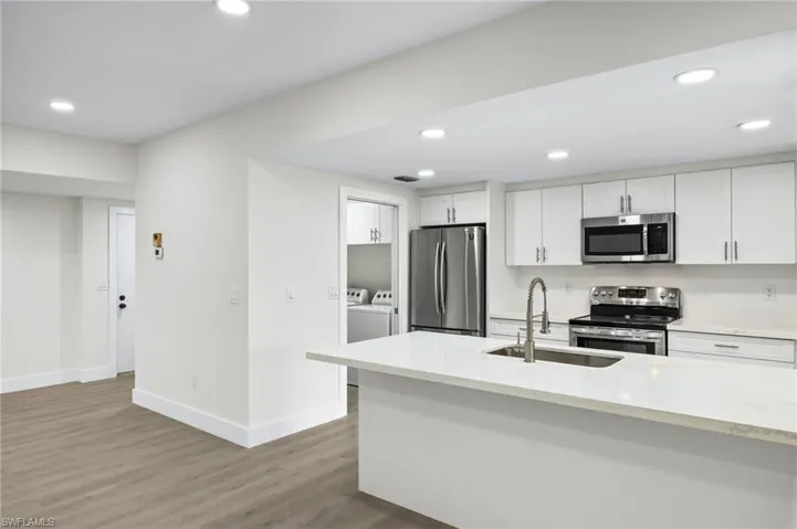 64  4th  ST, Bonita Springs, FL 34134