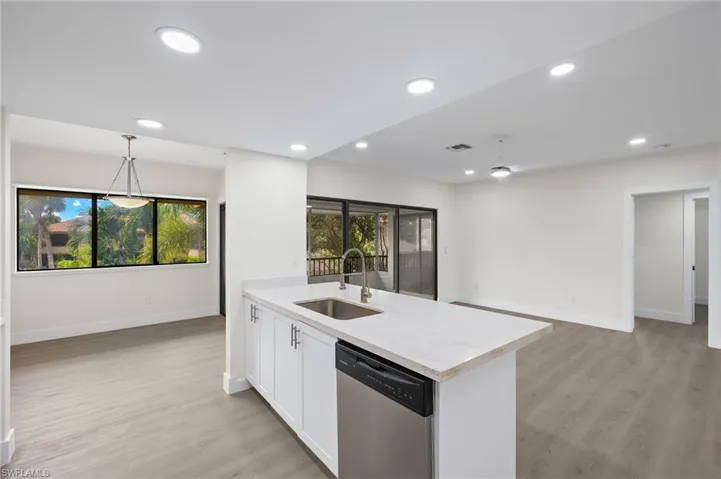 64  4th  ST, Bonita Springs, FL 34134