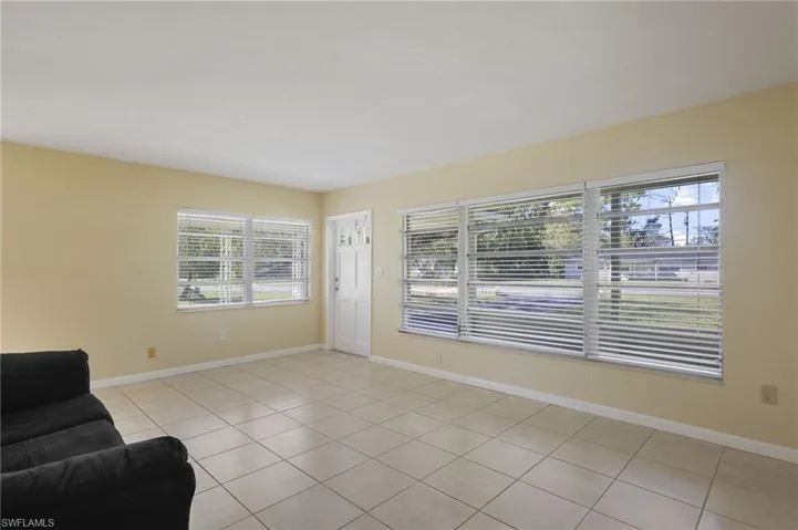 112  Clayton  AVE, Lehigh Acres, FL 33936