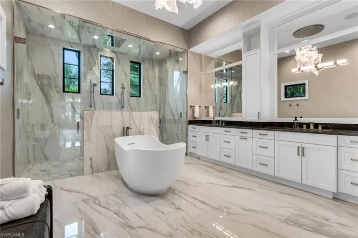11861 Via Novelli Ct, Miromar Lakes, Florida 33913