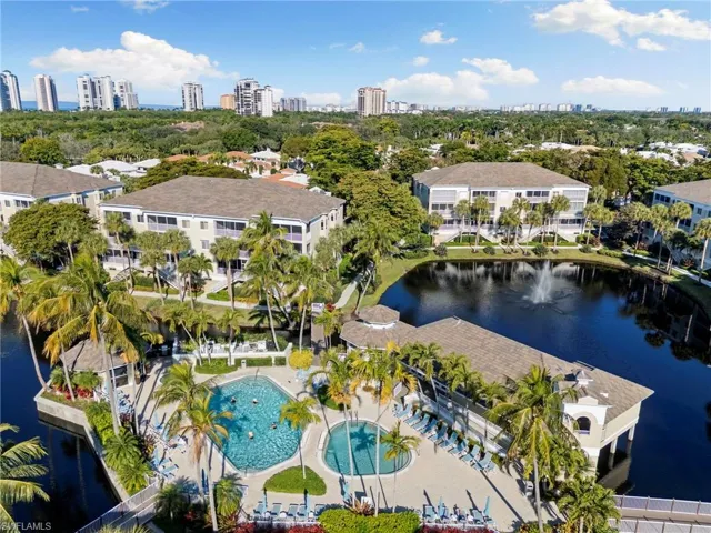 7638 Pebble Creek Cir 102, Naples, Florida 34108