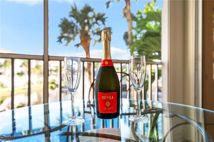 7638 Pebble Creek Cir 102, Naples, Florida 34108