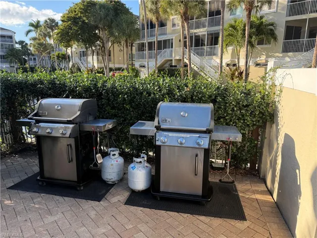 7638 Pebble Creek Cir 102, Naples, Florida 34108