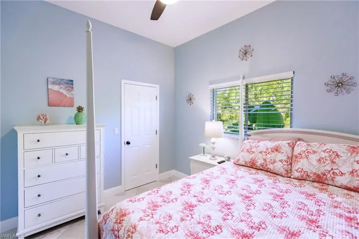 2910 37th Ter, Cape Coral, Florida 33914