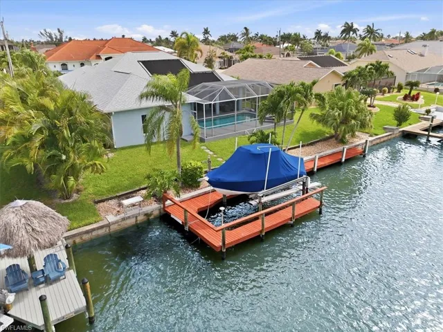 2910 37th Ter, Cape Coral, Florida 33914