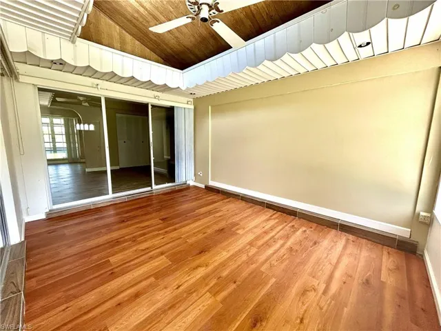 Sunroom looking to formal dining