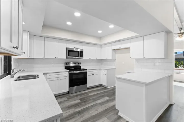 5851 Lincoln Rd, Venice, Florida 34293