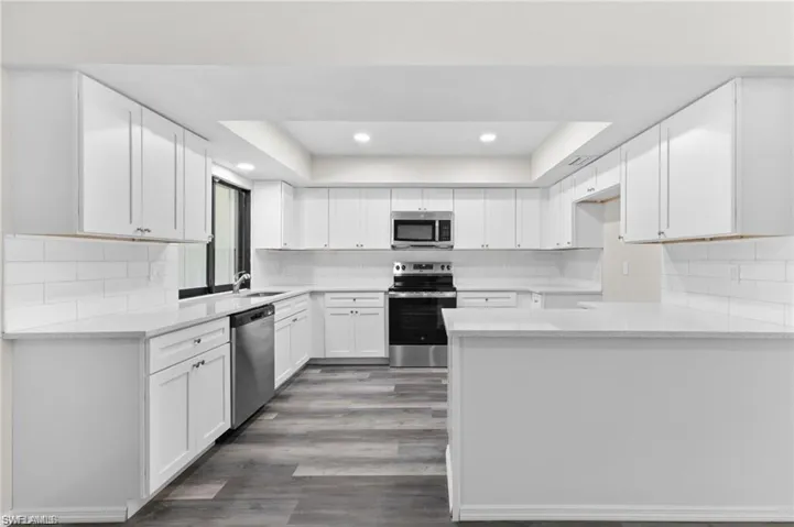 5851 Lincoln Rd, Venice, Florida 34293