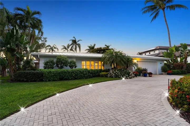 1795 Hurricane Harbor Ln, Naples, Florida 34102