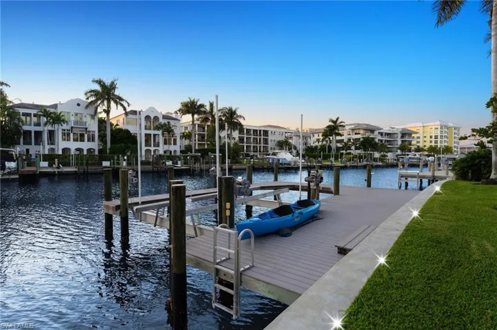 1795 Hurricane Harbor Ln, Naples, Florida 34102