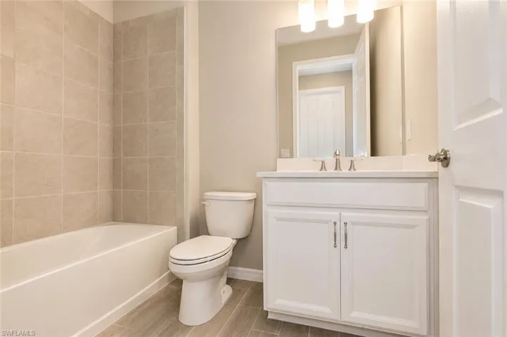 1248 Enbrook Loop, Naples, Florida 34114