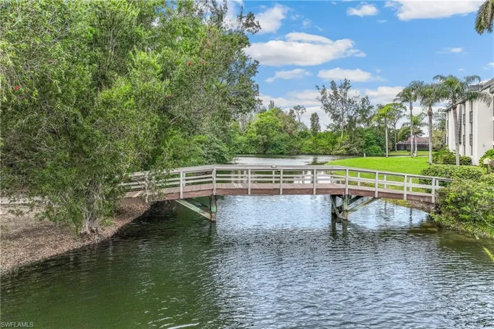 Walking path in community