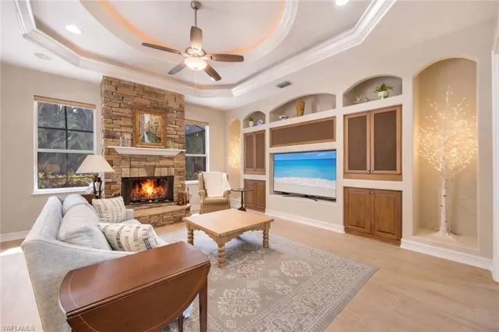 2116 Harlans Run, Naples, Florida 34105