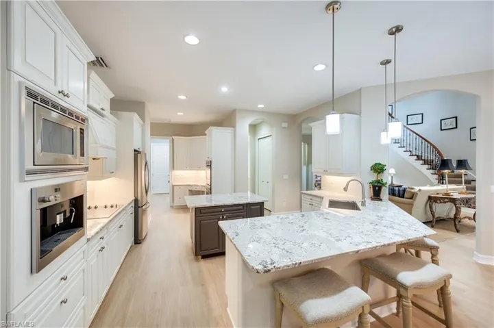 2116 Harlans Run, Naples, Florida 34105