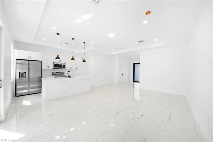 2618 69th St W, Lehigh Acres Fl 33971